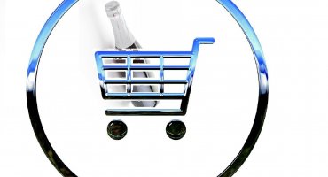 В следующем году хотят запустить продажу алкоголя онлайн