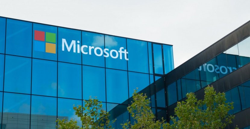 ИИ Microsoft, которым заменили журналистов, обвинили в расизме